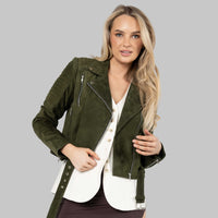 The Leather Jacket You Will Want To Wear This Winter 2025