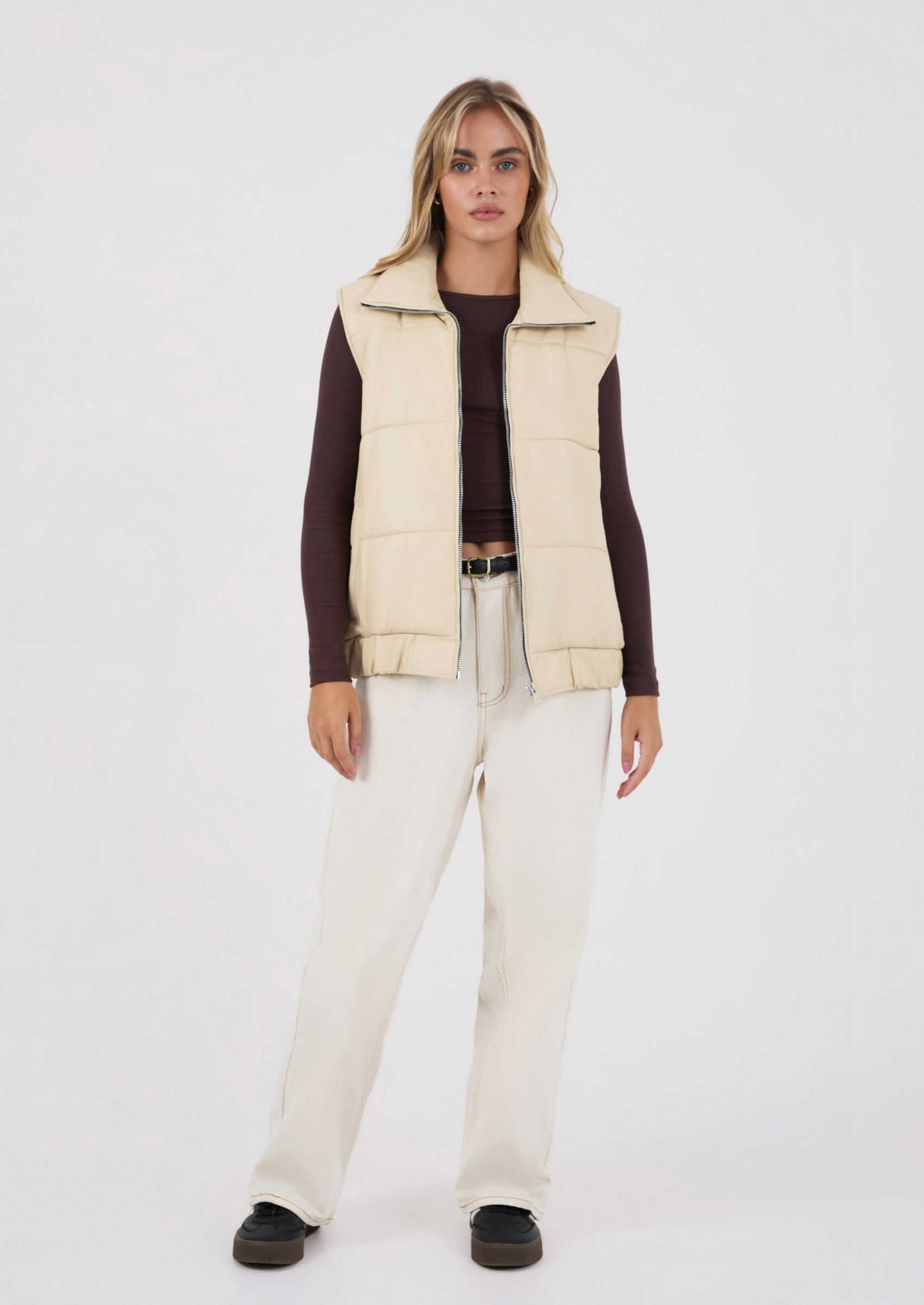 Monti Vest Woman's - Ivory | Apostl